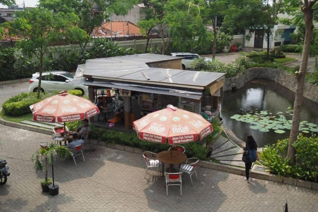 1 Bedroom Apartment Near Central Park Mall Jacarta Exterior foto